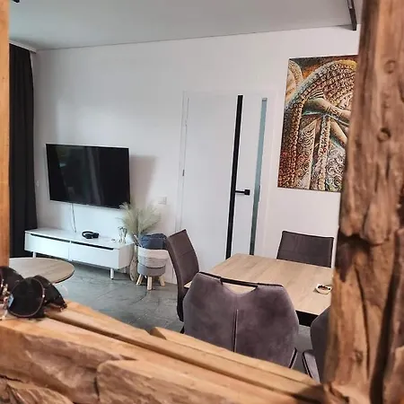 Apartamentai Palangoje, Vanagupeje - 500 M Pusynu Iki Juros *